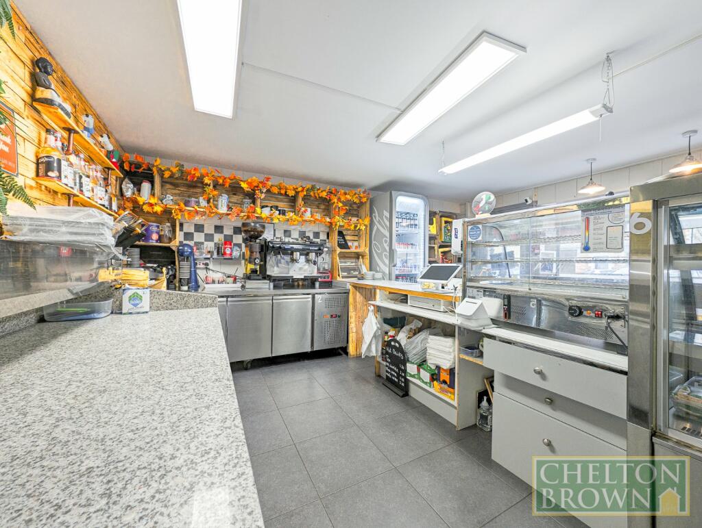 Cafe Back