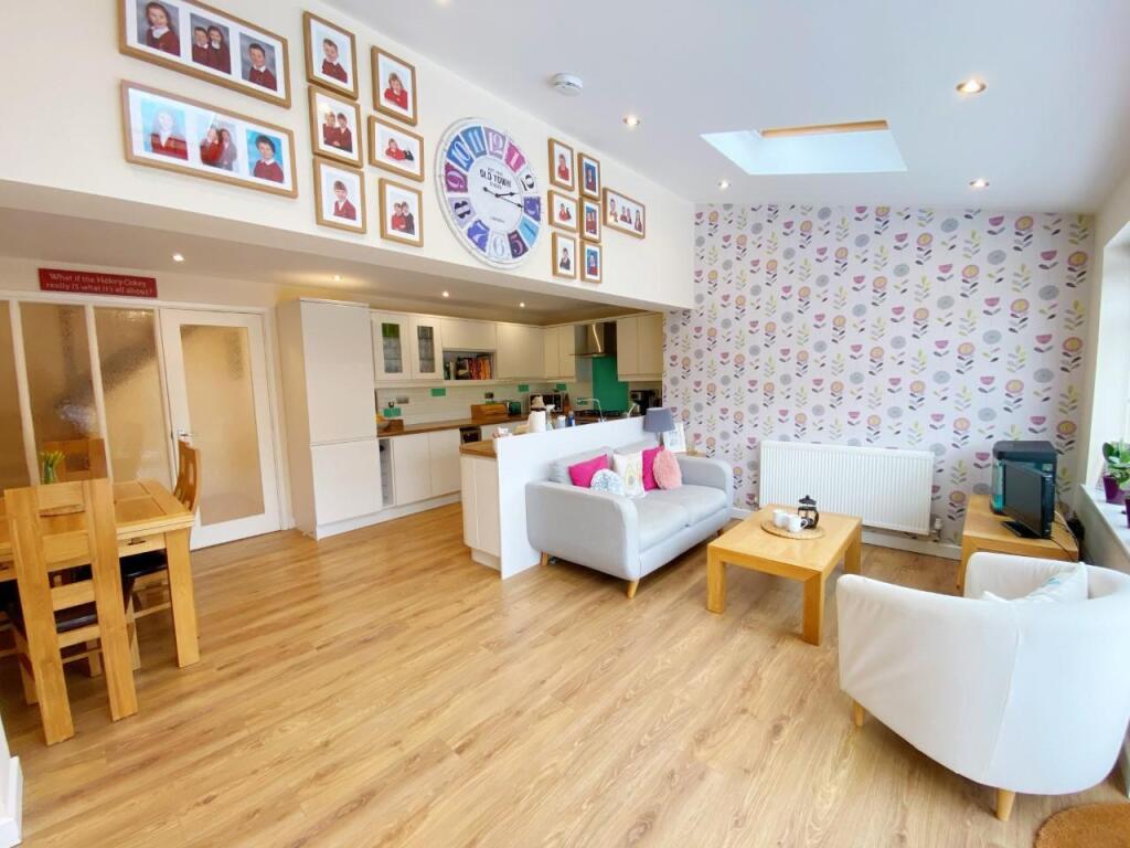 Kitchen/Family Room