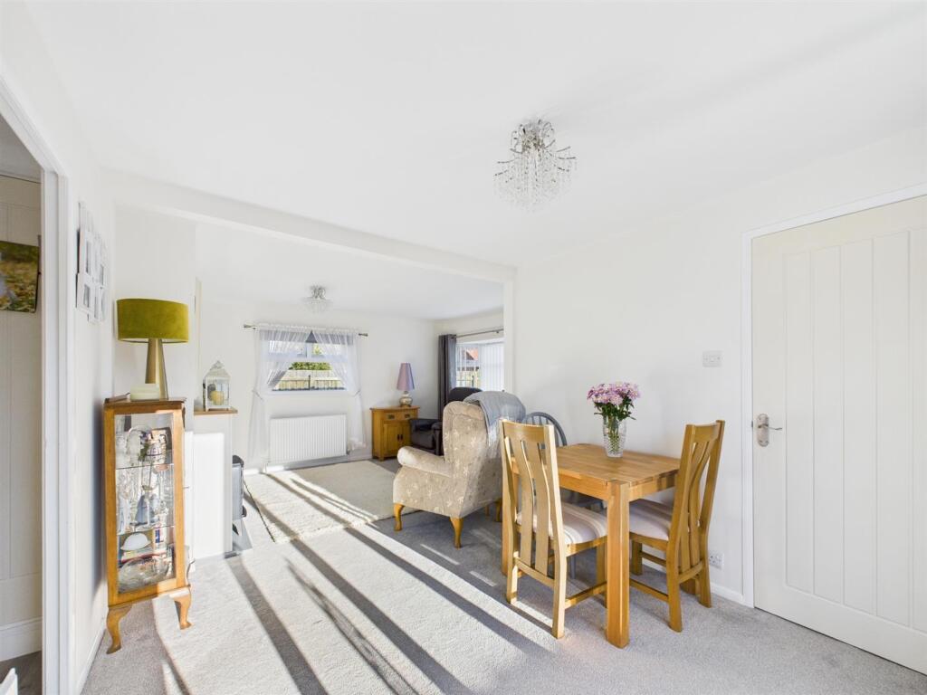 Reception Room/Dining Area