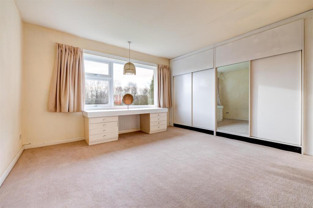 DE15 0PT 82aARE-019.jpg