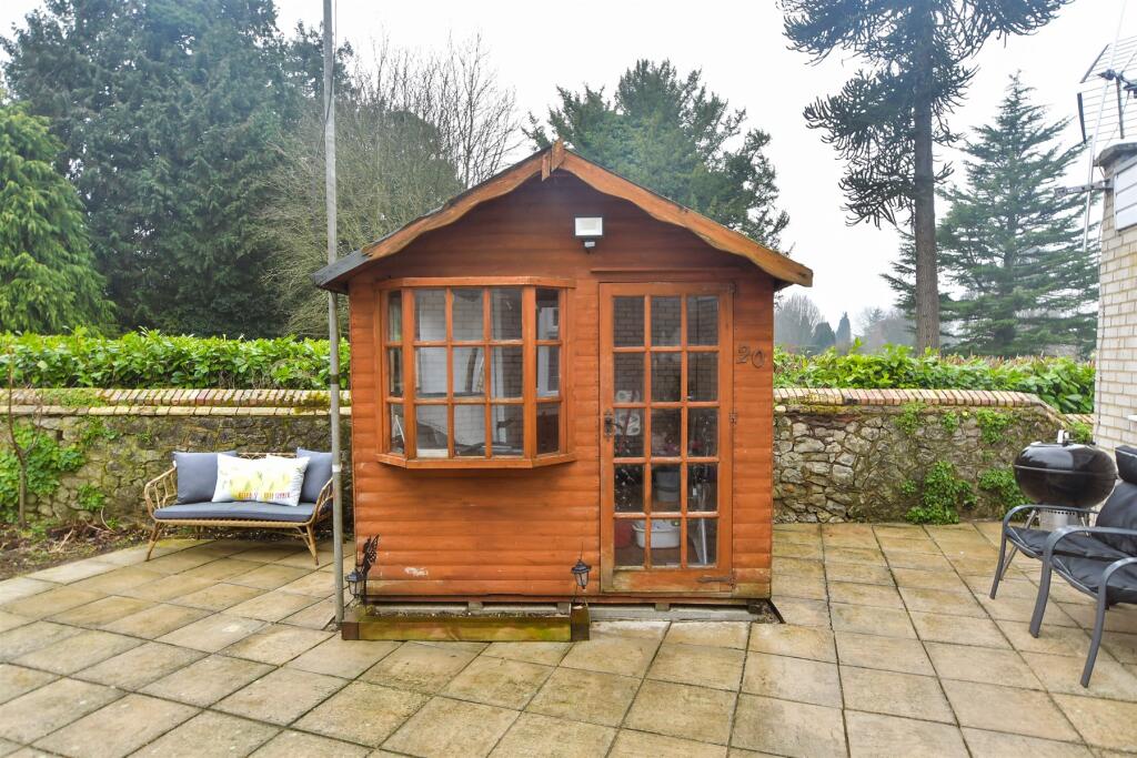 Workshop/Outbuildings