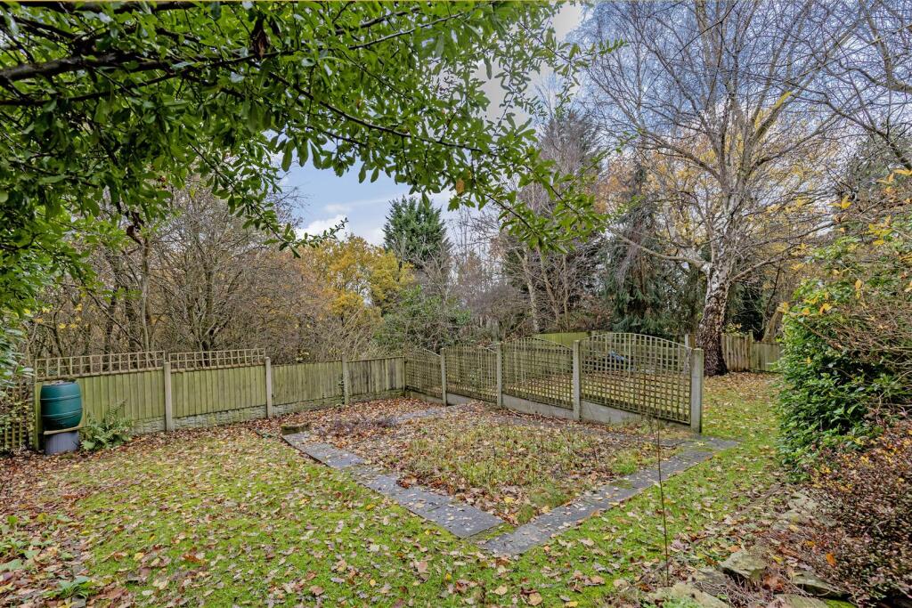 Alexandra Road East, Chesterfield