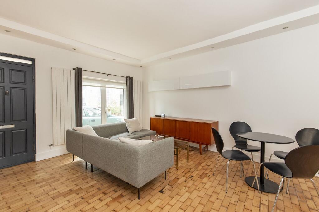 Reception / Kitchen