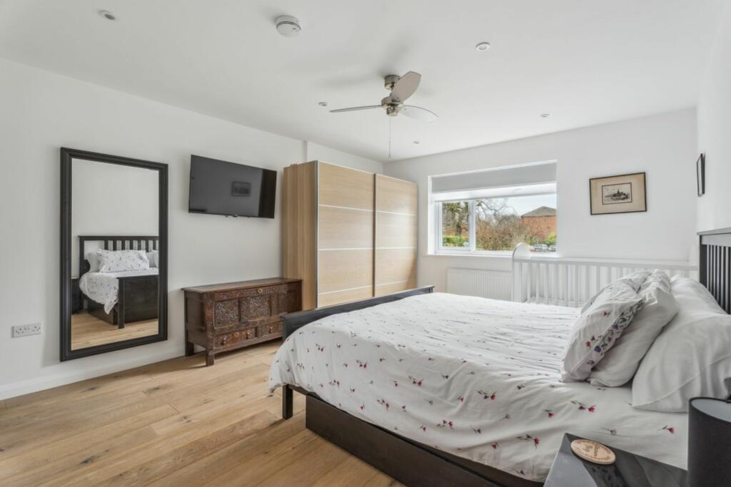 Double Bedroom