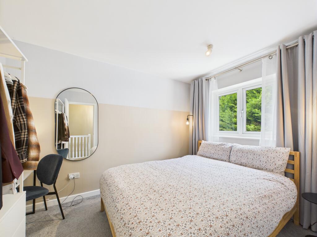 CAM05508G0-PR0060-STILL004