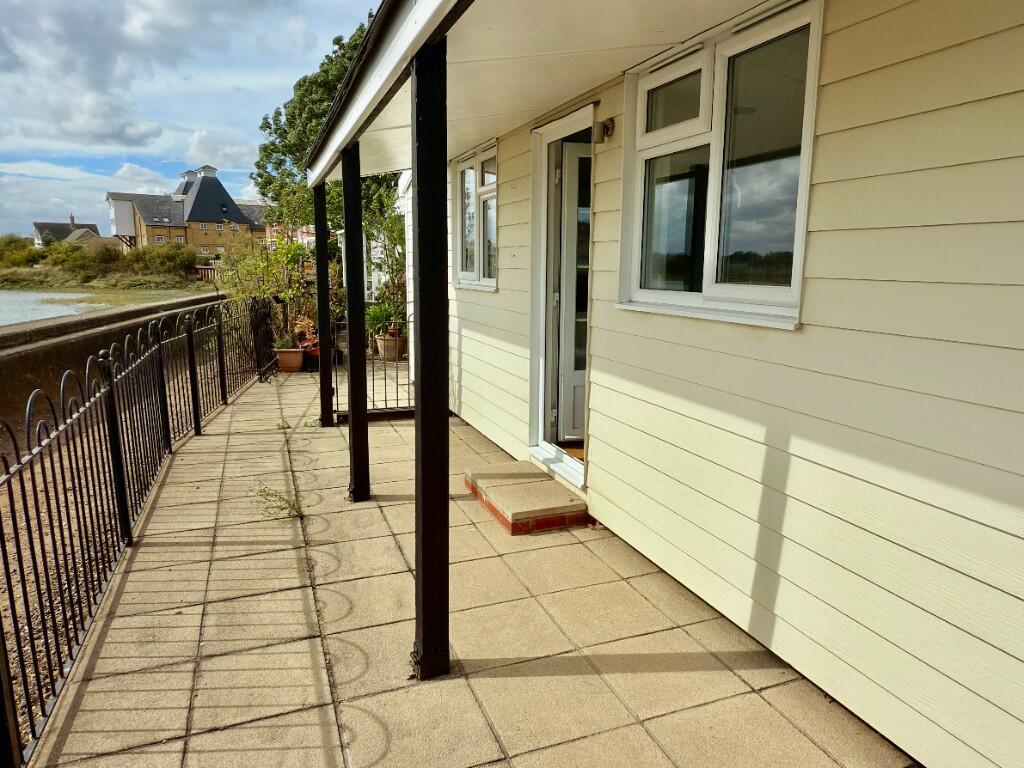 Front Seating Area
