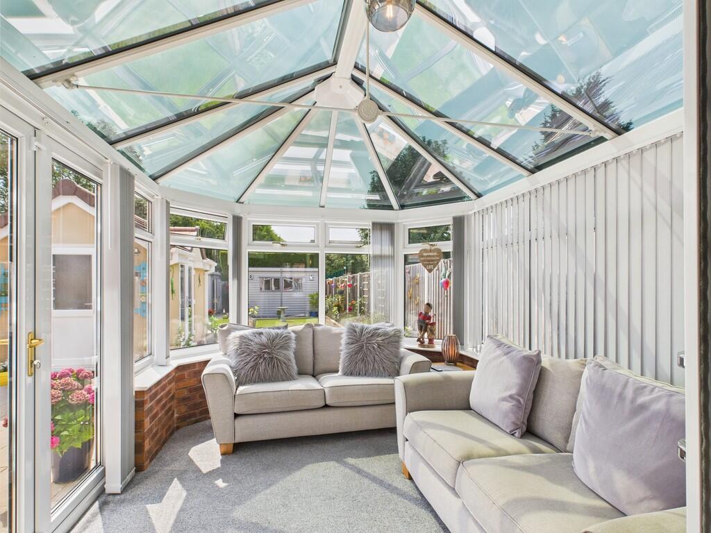 CAM03582G0-PR0131...