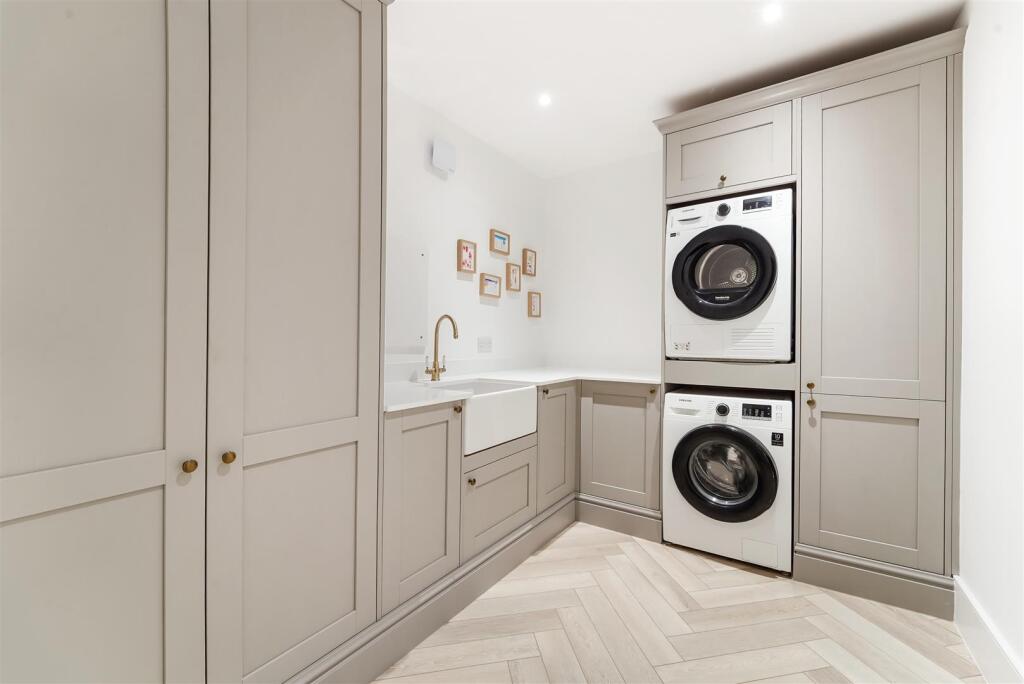 BEACON WAY, 45 (4).jpg