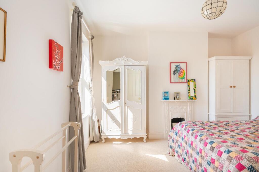 1B9RKE - Bedroom F.jpg