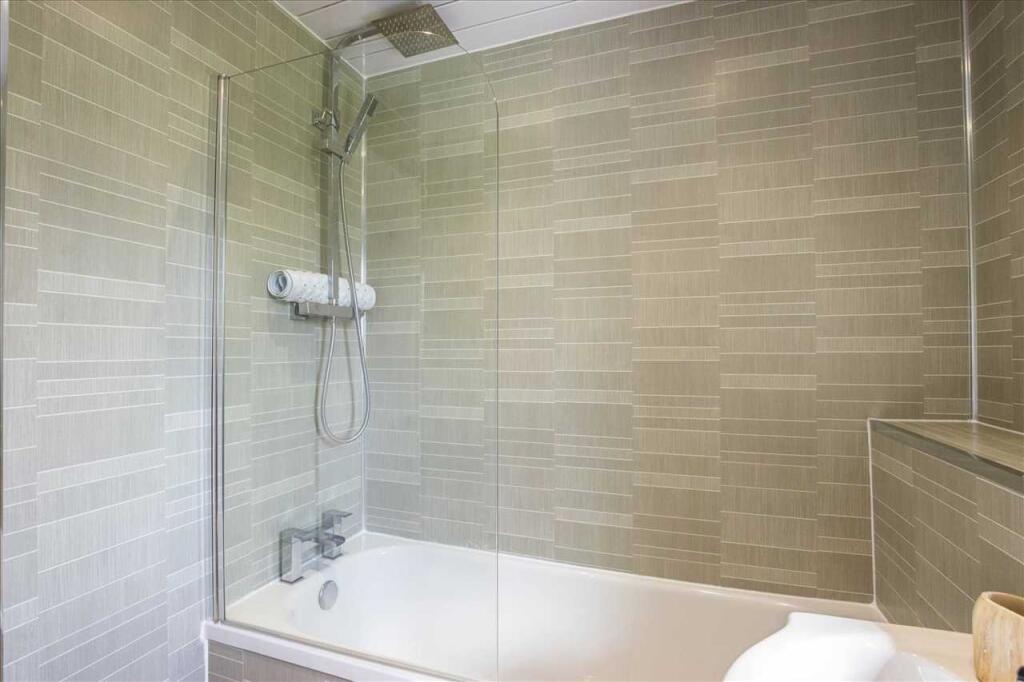 Bathroom (2)