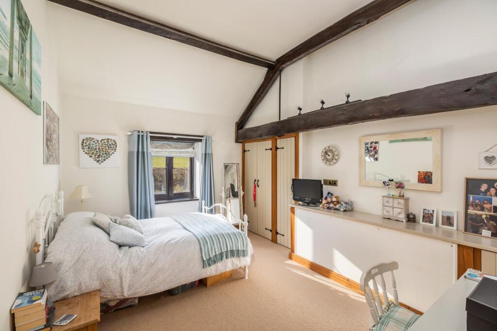 A BEDROOM 3 -60.jpg