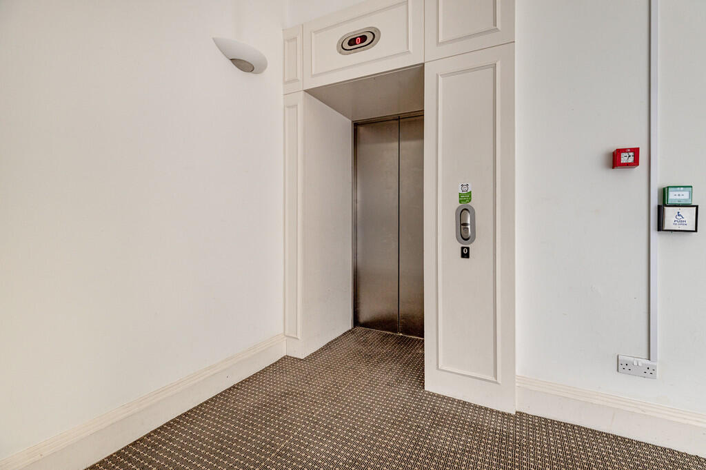 Flat22ShawHouse-1...