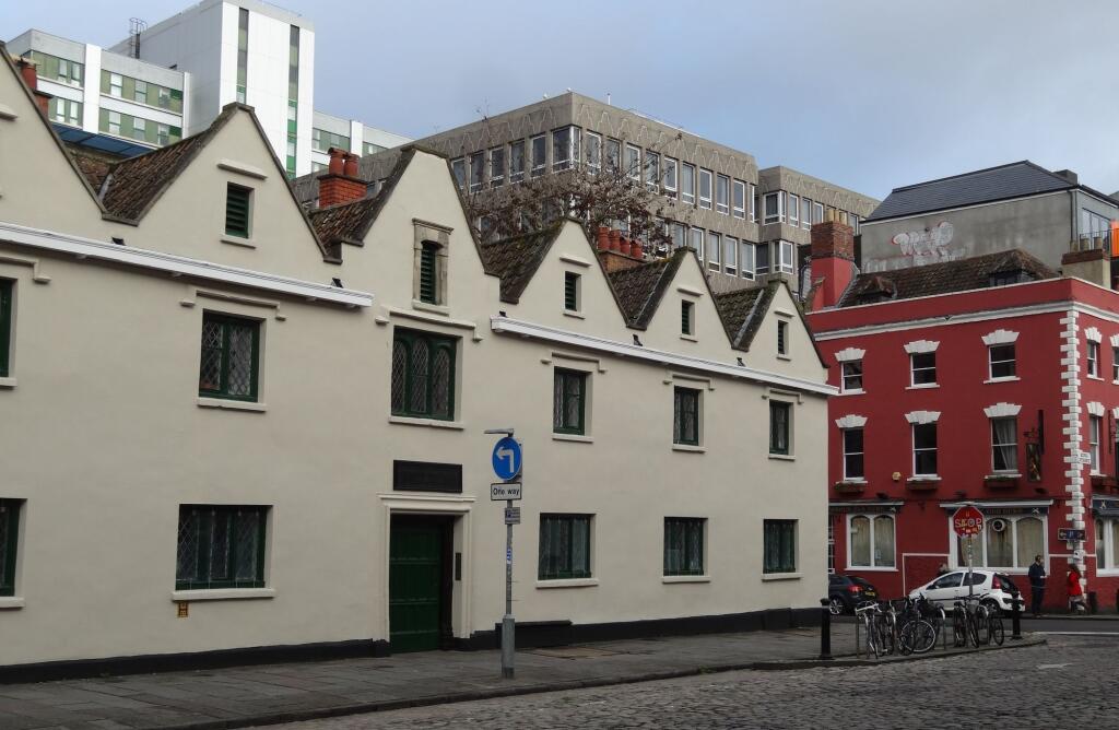 Charming street view of a traditional terraced ...