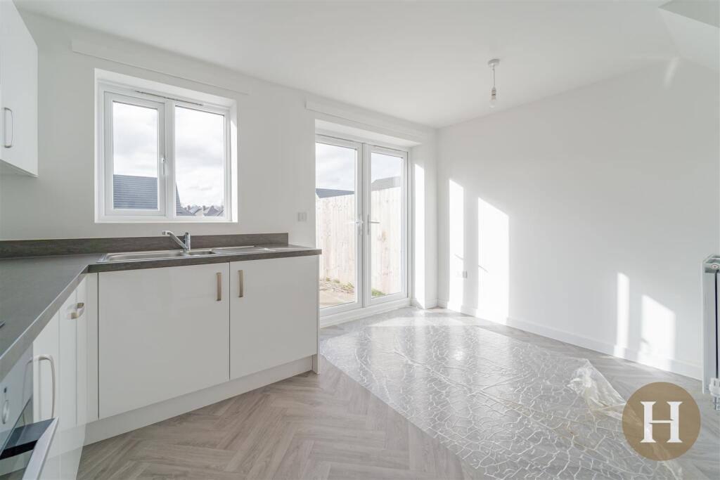 Hadleigh Estate Agents-32.jpg