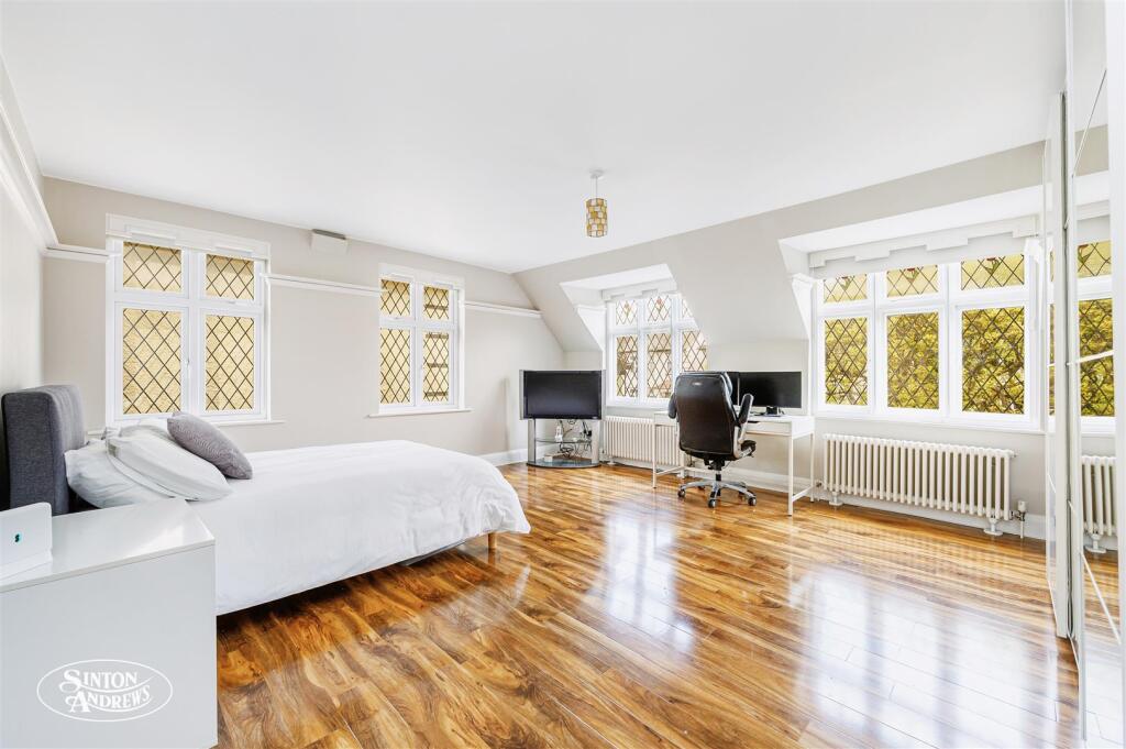 Dorincourt, Boston Gardens (24).jpg