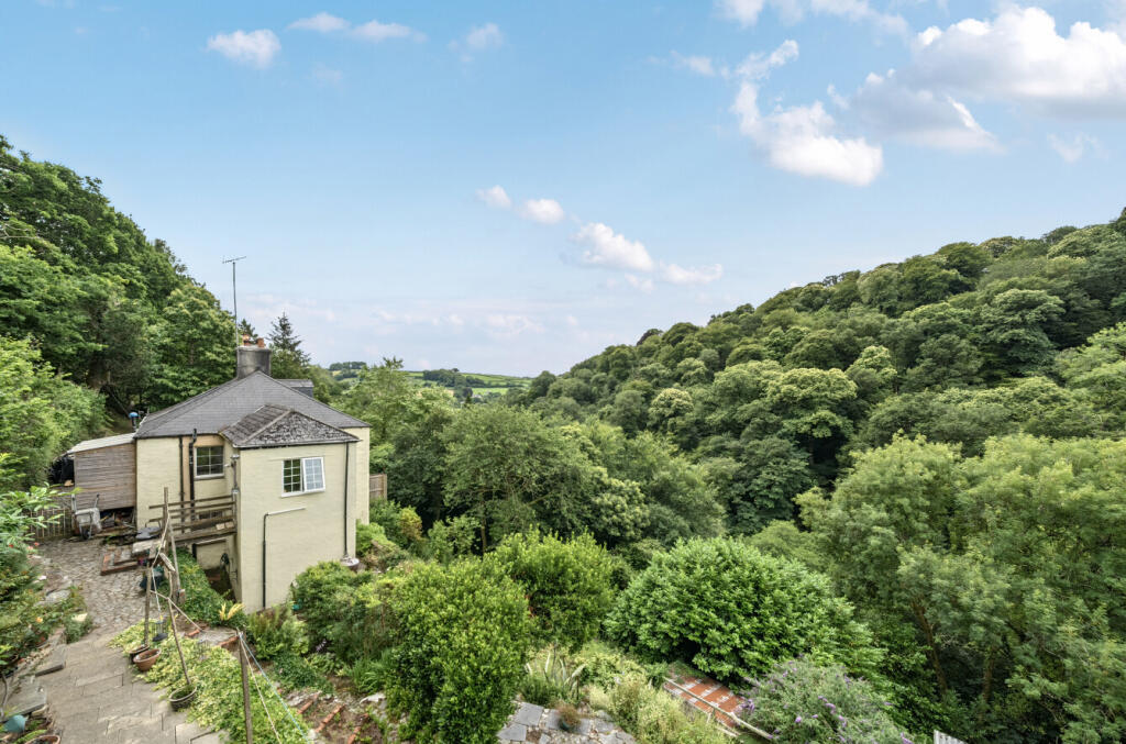 1311643-1-685bc63...