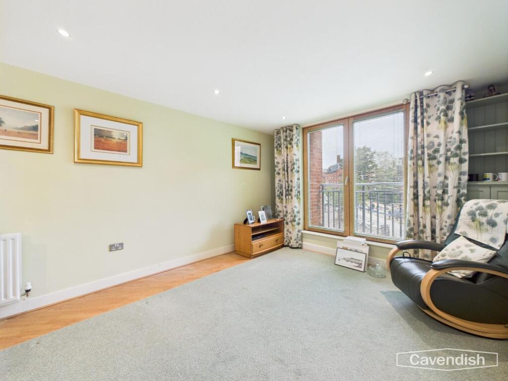 LIVING ROOM/DINING AREA