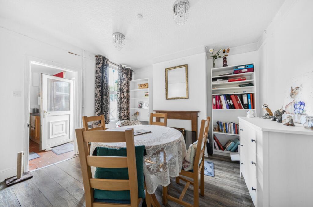 1331421-15-68af9febe3010