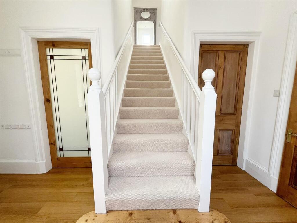 stairway1.jpg