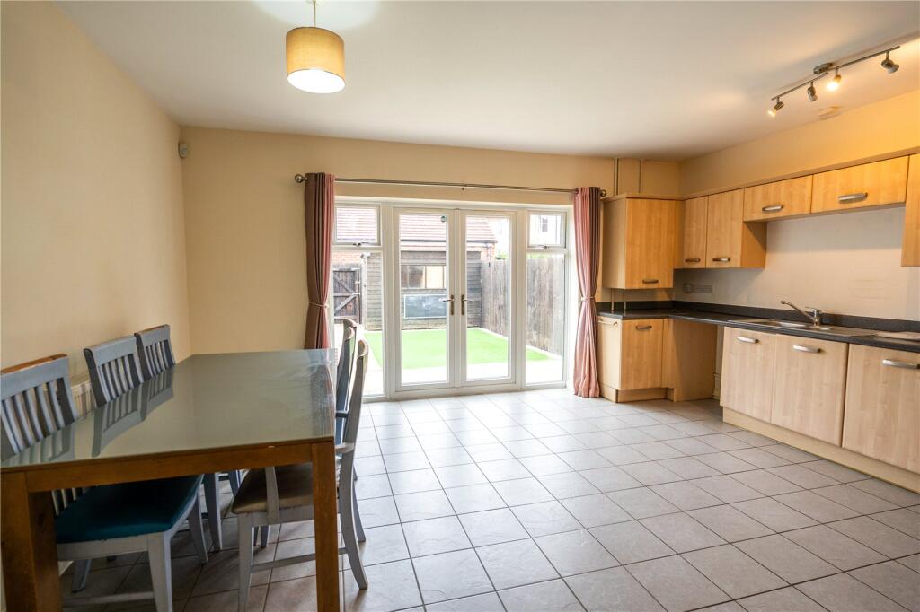 Kitchen-Diner (2)