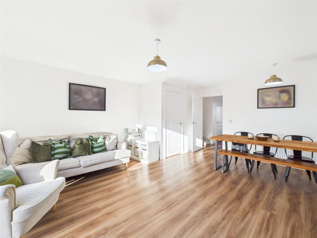 Living/Dining Room