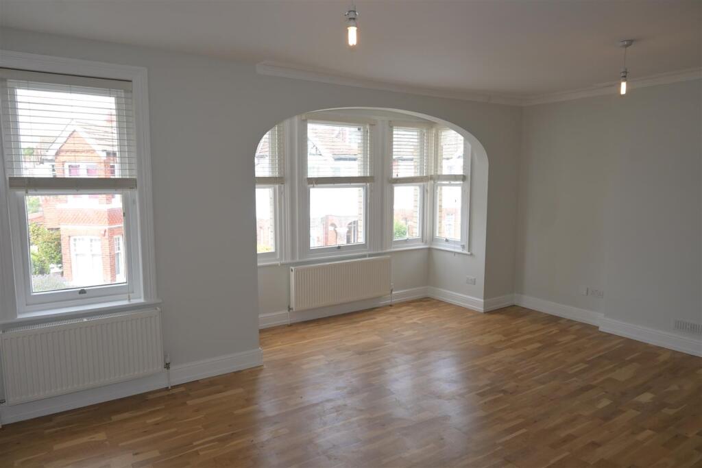 Lounge Incorperating Kitchen