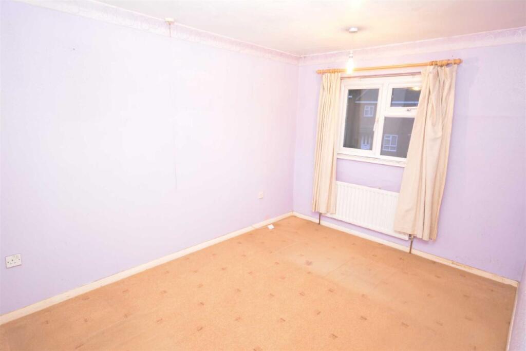 bedroom.jpg