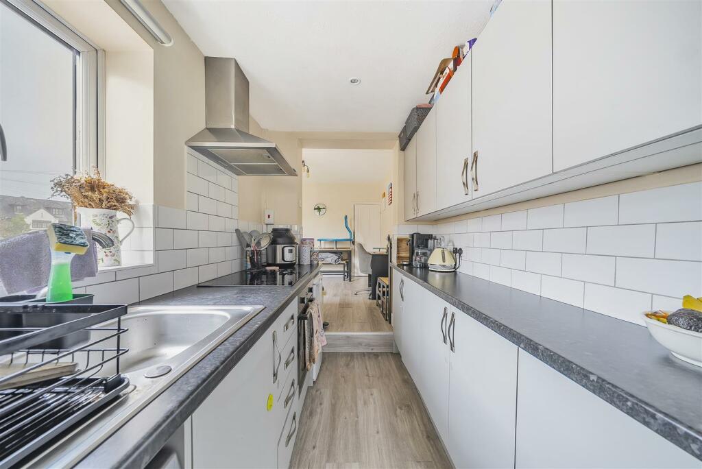 Kitchen.jpg