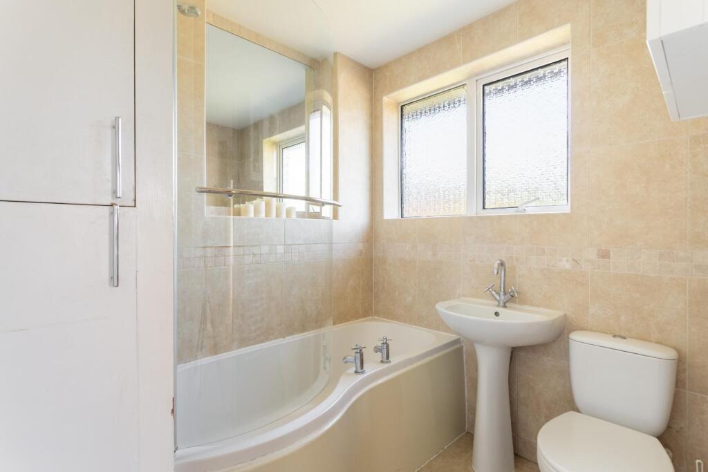 Cranley Nep Town Road-6.jpg