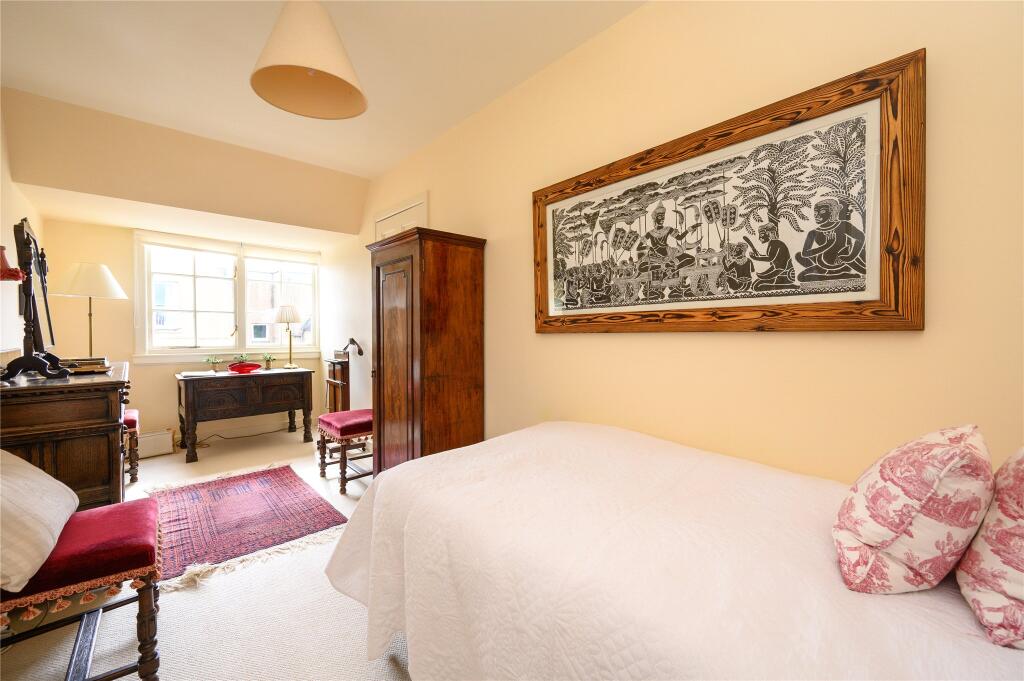 Single Bedroom 2nd F