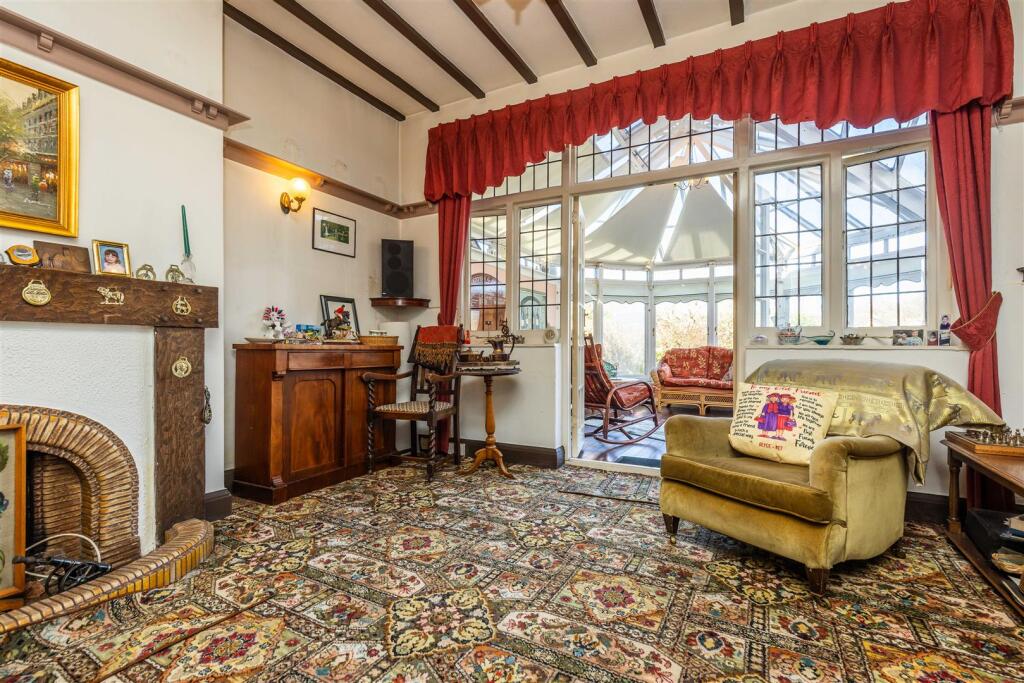 Northcote House, 45, Bingham Road Radcliffe-On-Tre