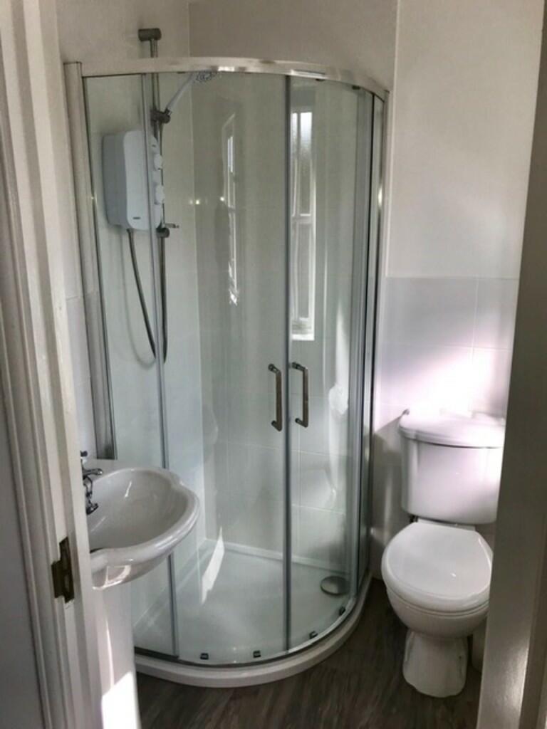 En-Suite Shower R...