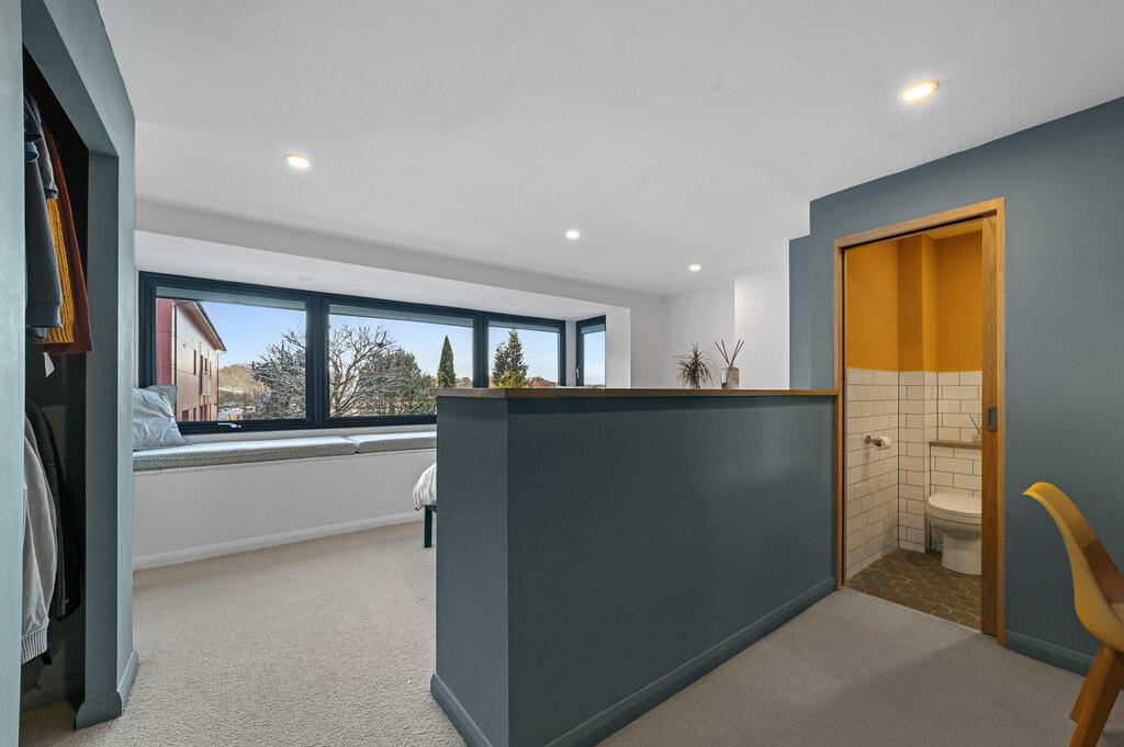 Mudflats-bedroom4