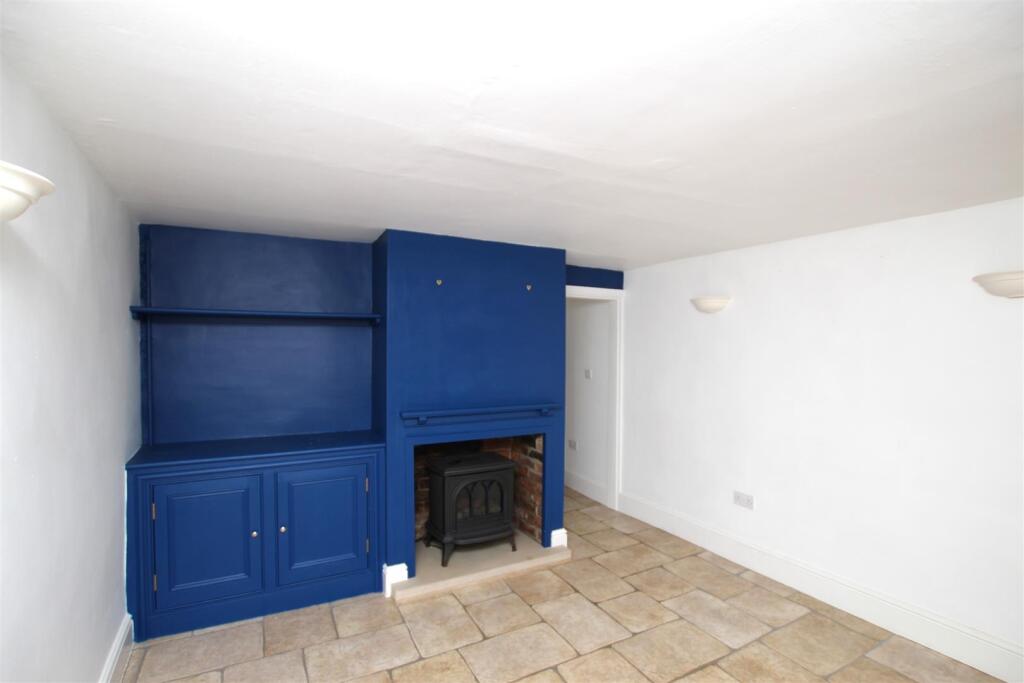 Living Room.JPG