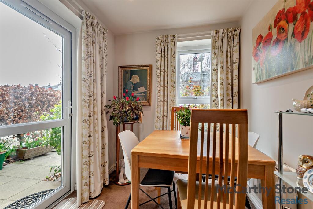 8641839-interior08-800.jpg