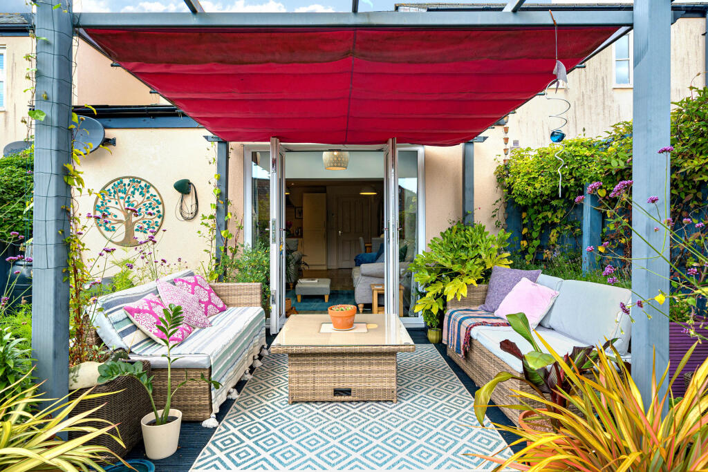 1330992-5-688a36e3a4017