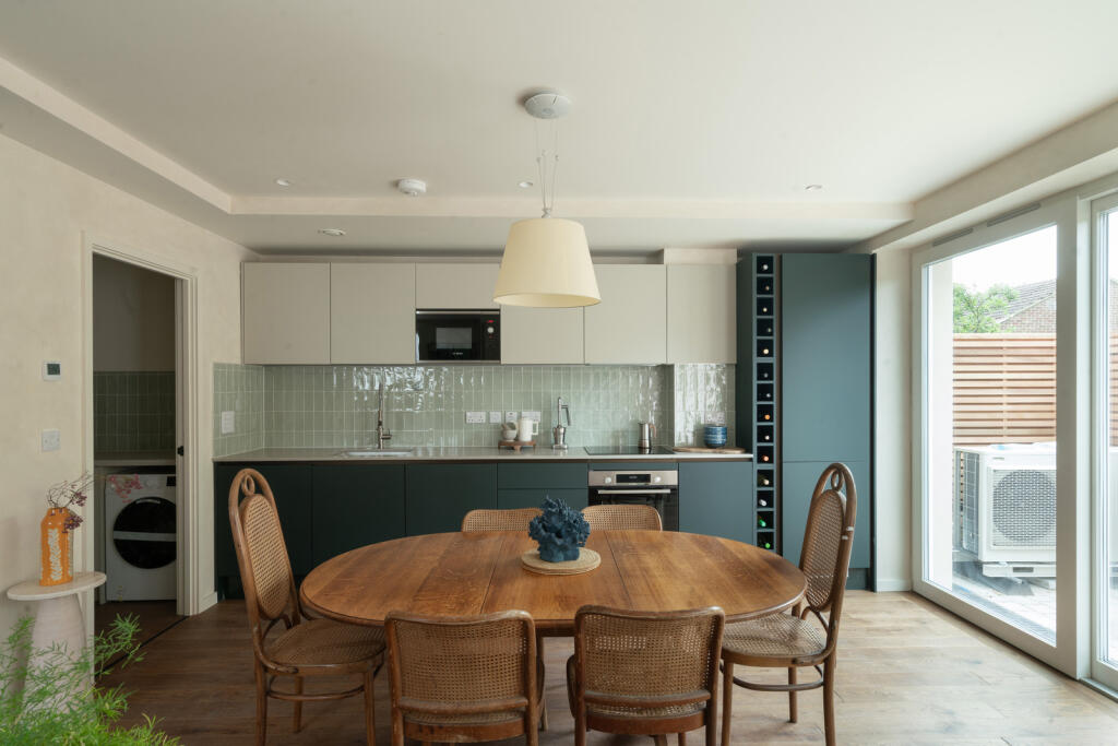 291088 - UNIT2-MANOR-PARK-SE13-009.jpg