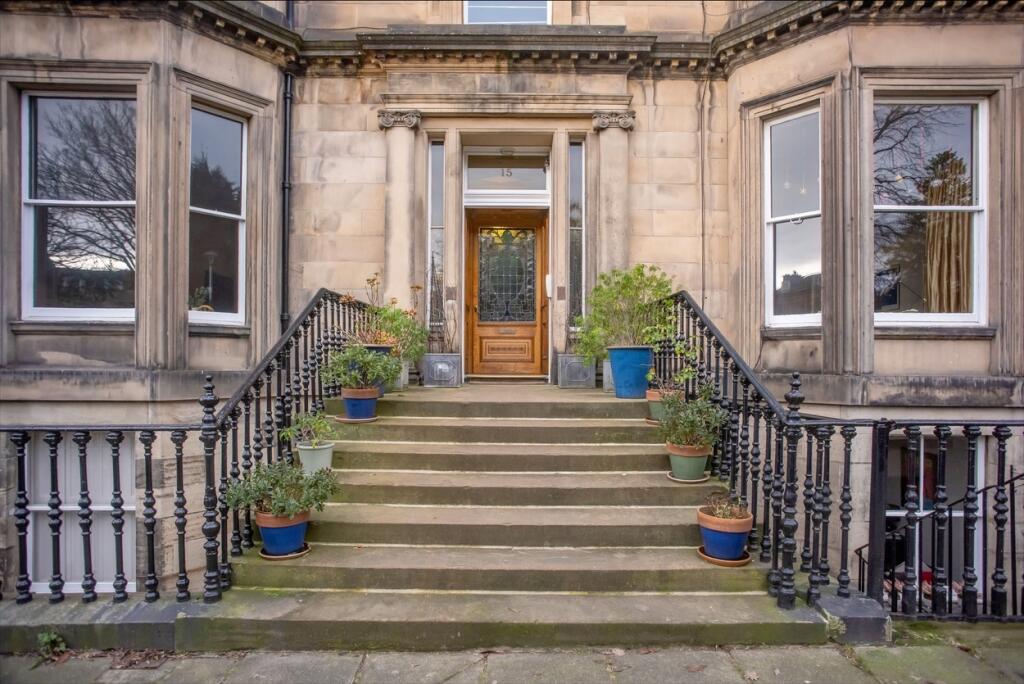 15.1 Grosvenor Crescent-35