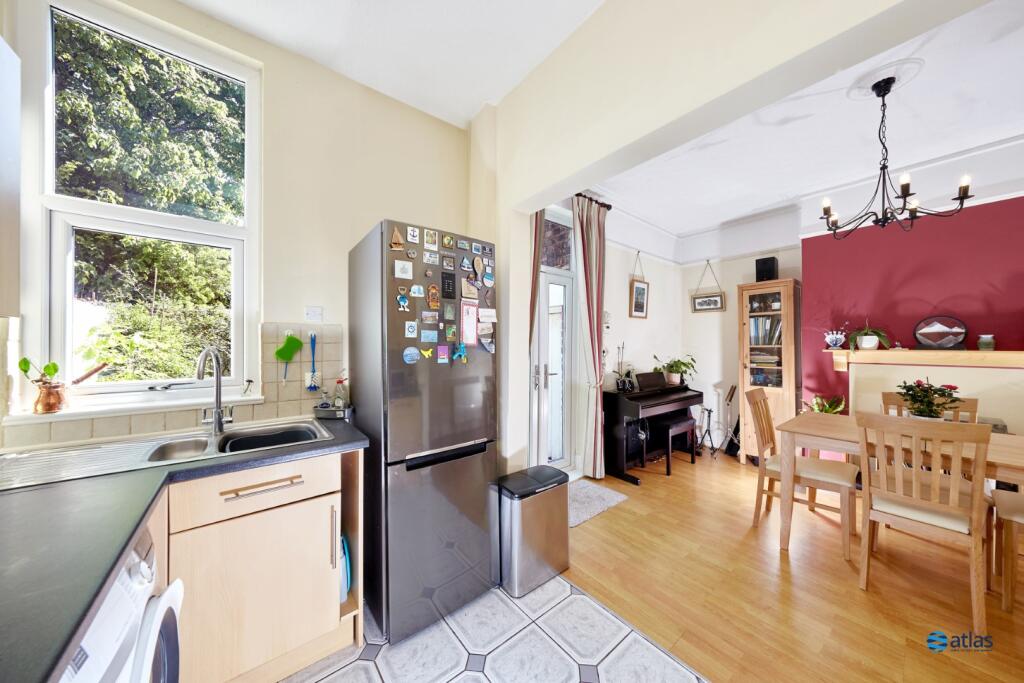 Kitchen /Dining Room
