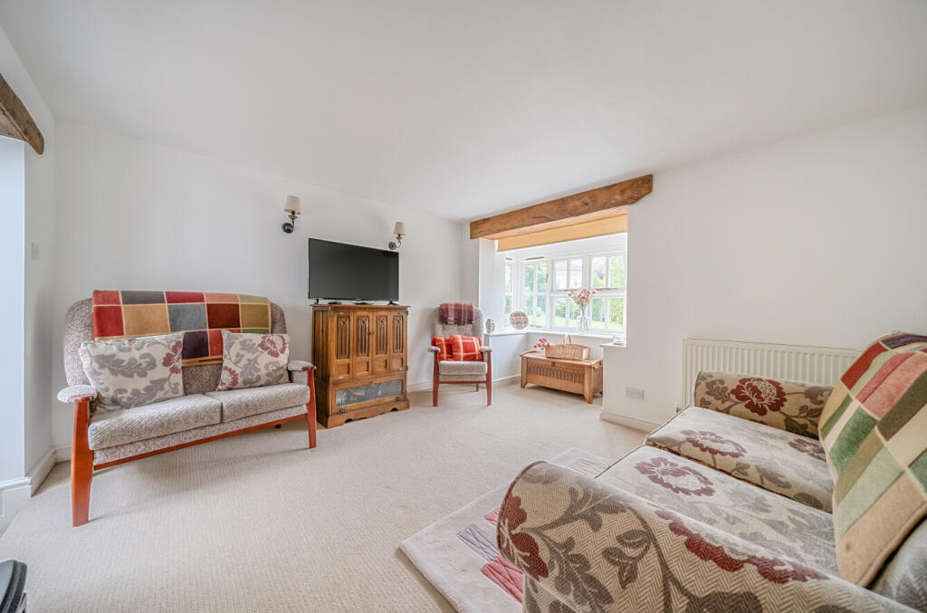 1287263-27-6829c7292233e-ARW