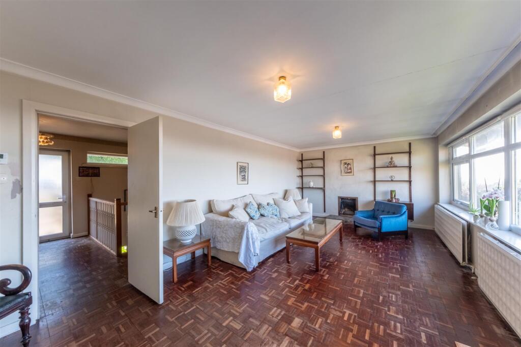 84 Quarry Lane-006.jpg