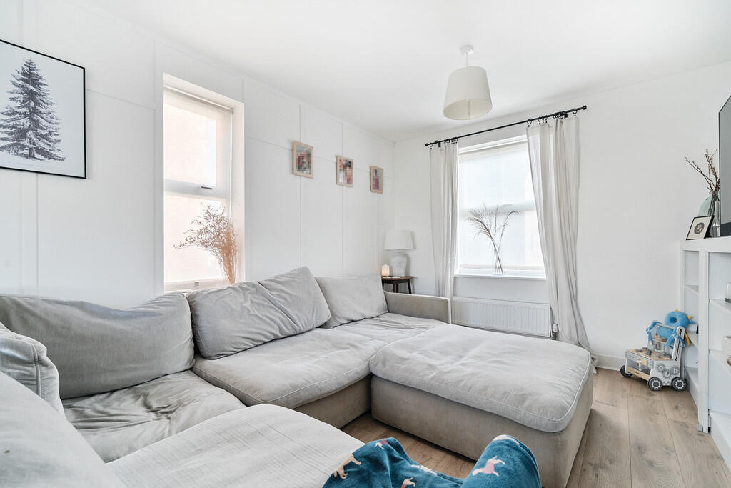 Living Room (3)