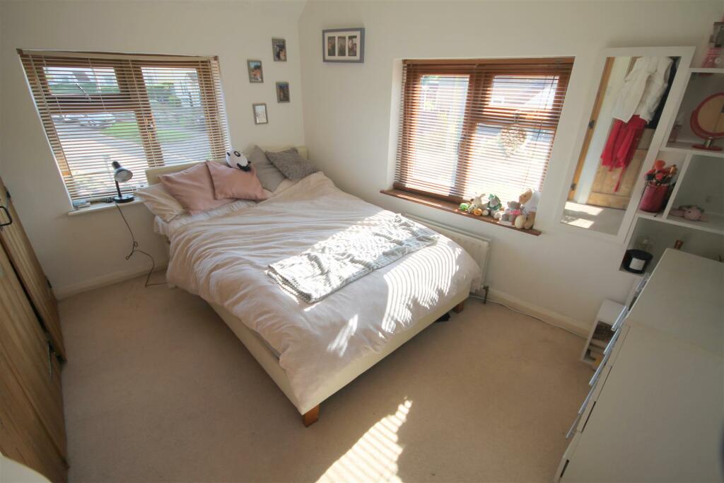OGR Bedroom 2.JPG
