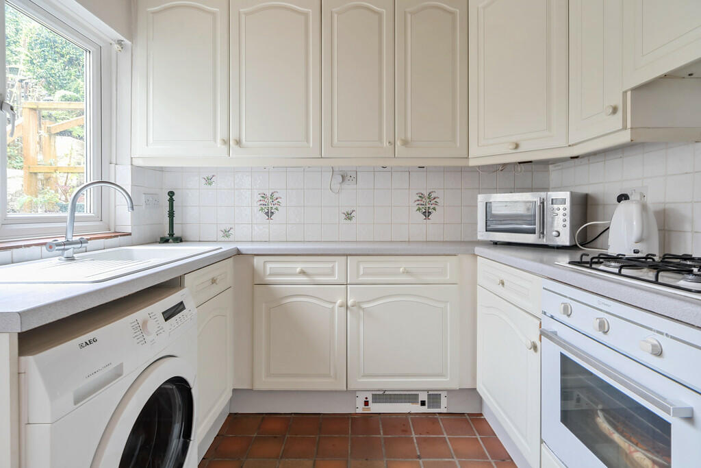 Fitted Kitchen