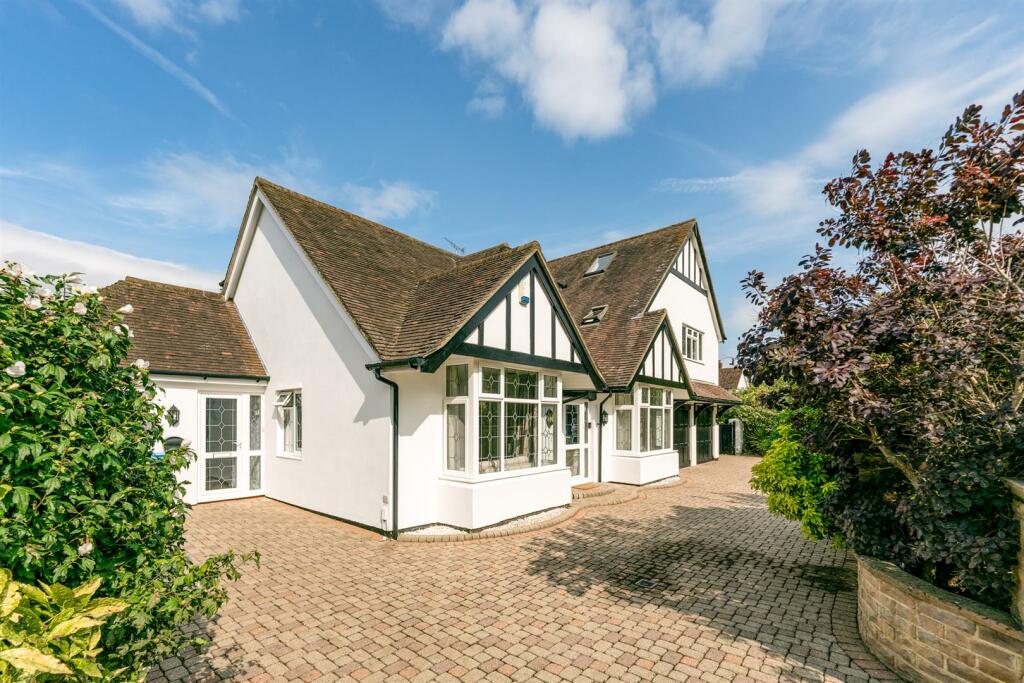 7 Bushby Avenue 2024 Final-8.jpg