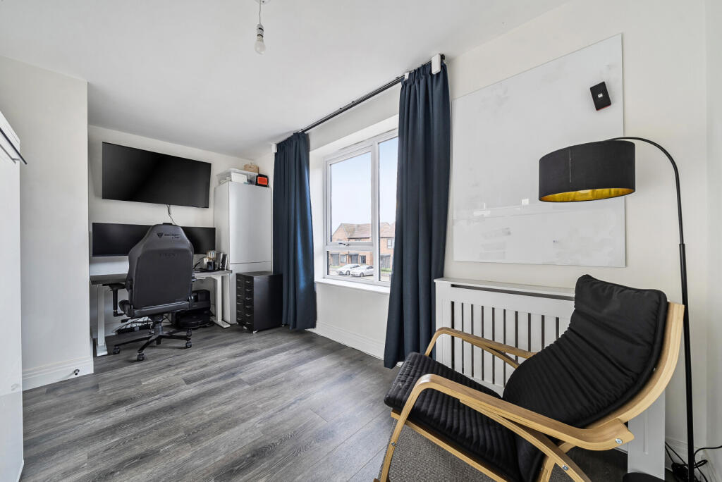 1386230-11-693c30...