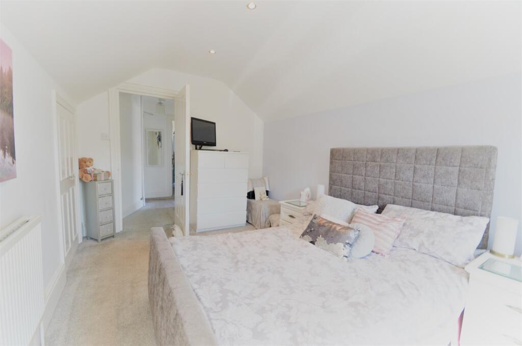 Main bedroom