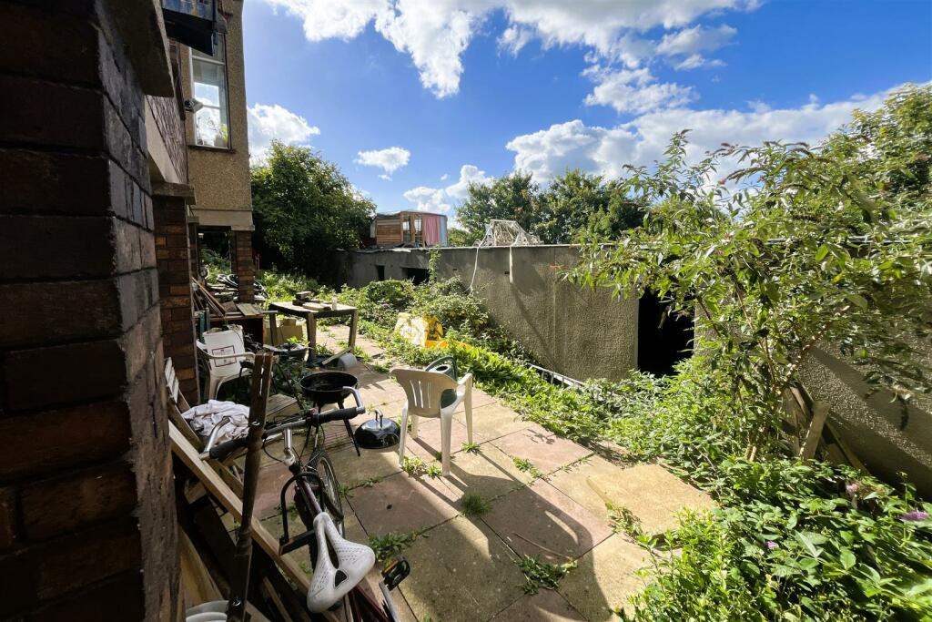 138 Bedminster Down, Bishopsworth, Bristol BS13 7A