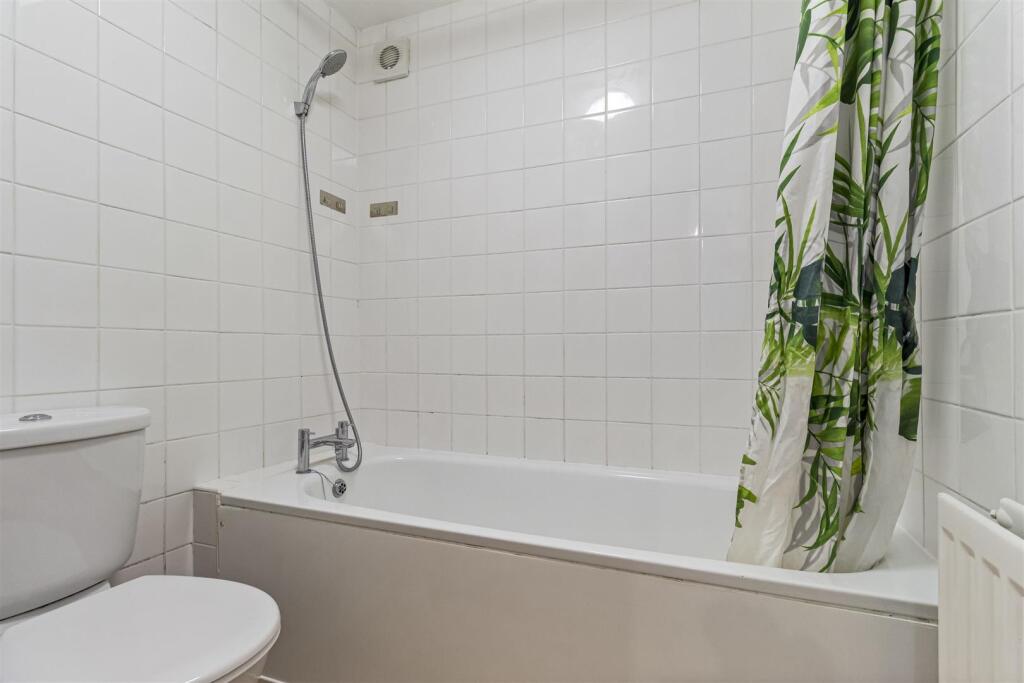 Gratwicke Road, 1,12 _009.JPG