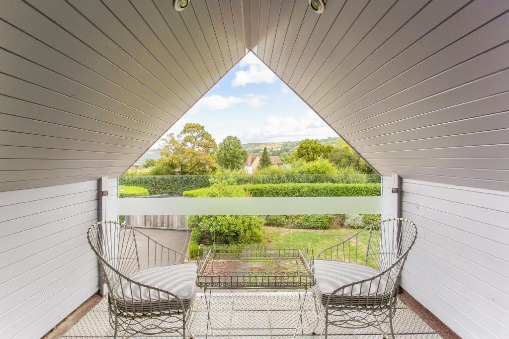 The Oaks 306020 (21)ENH.jpg